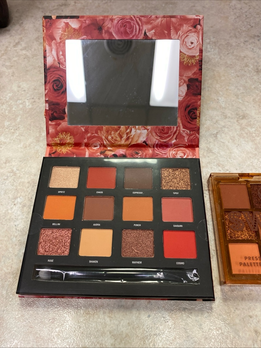 Rose Floral Eyeshadow Palette — Warm & Rose Tones
